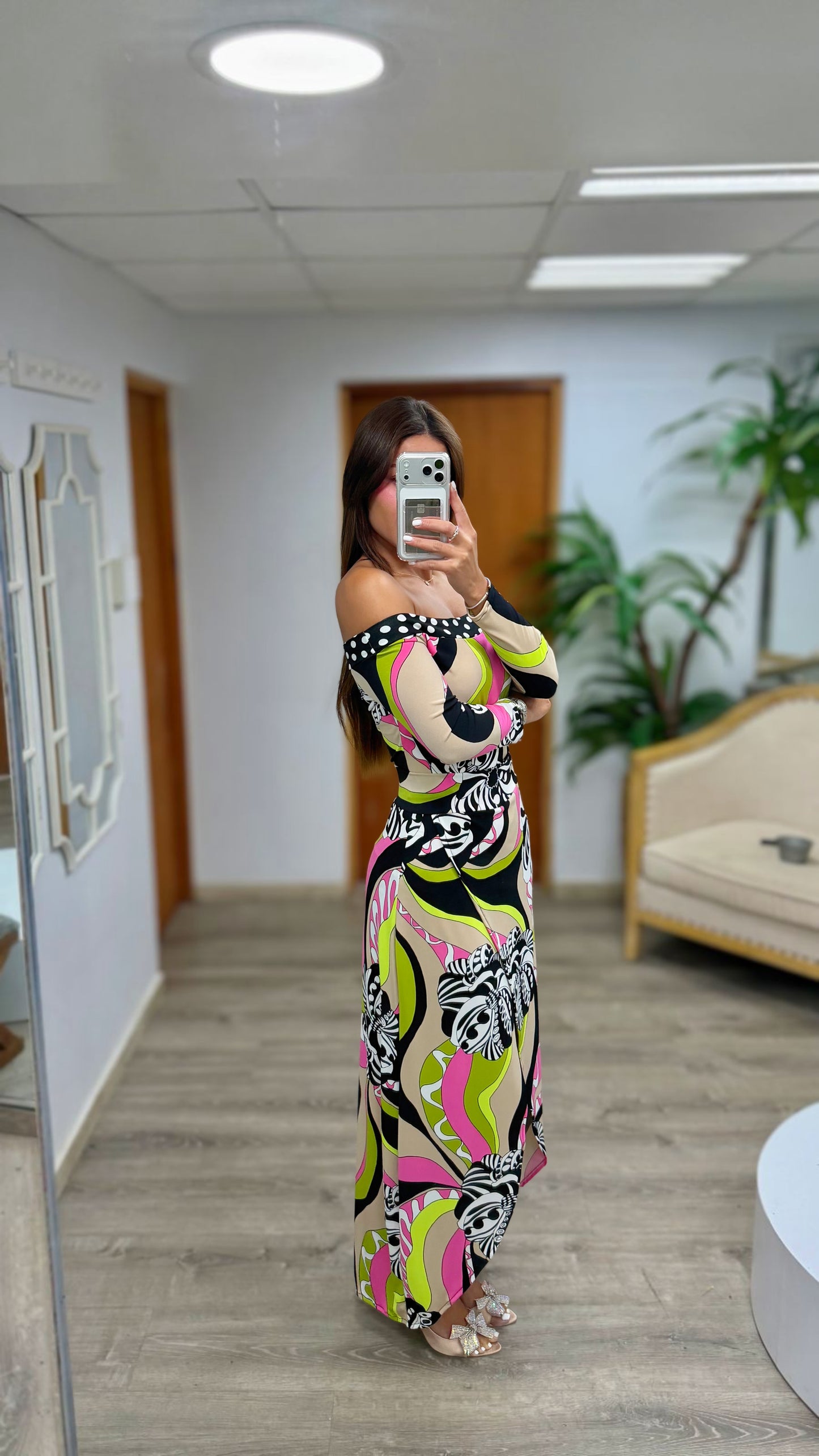 Solai Wrap-Around Set